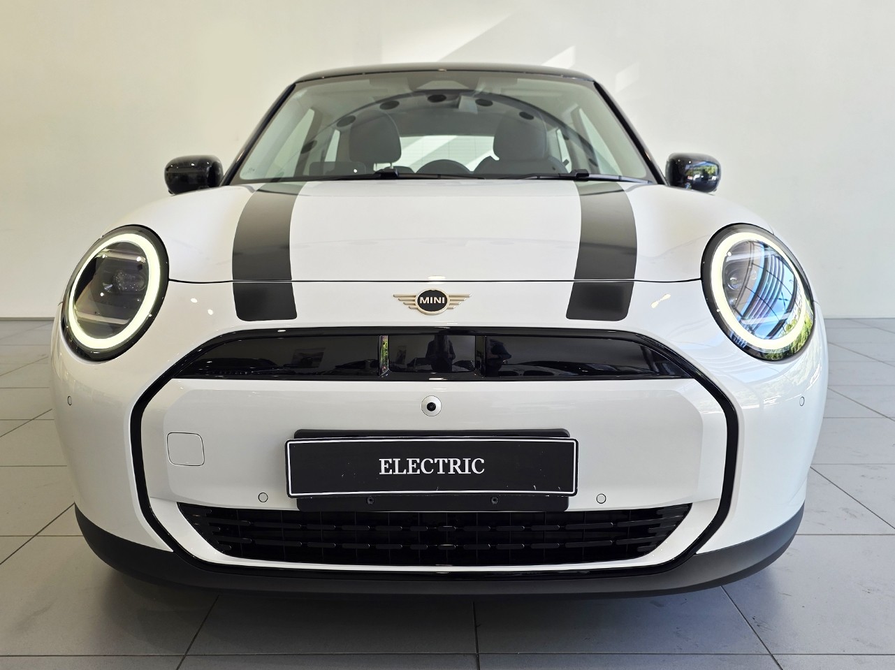 MINI Cooper E Salt and Pepper Edition