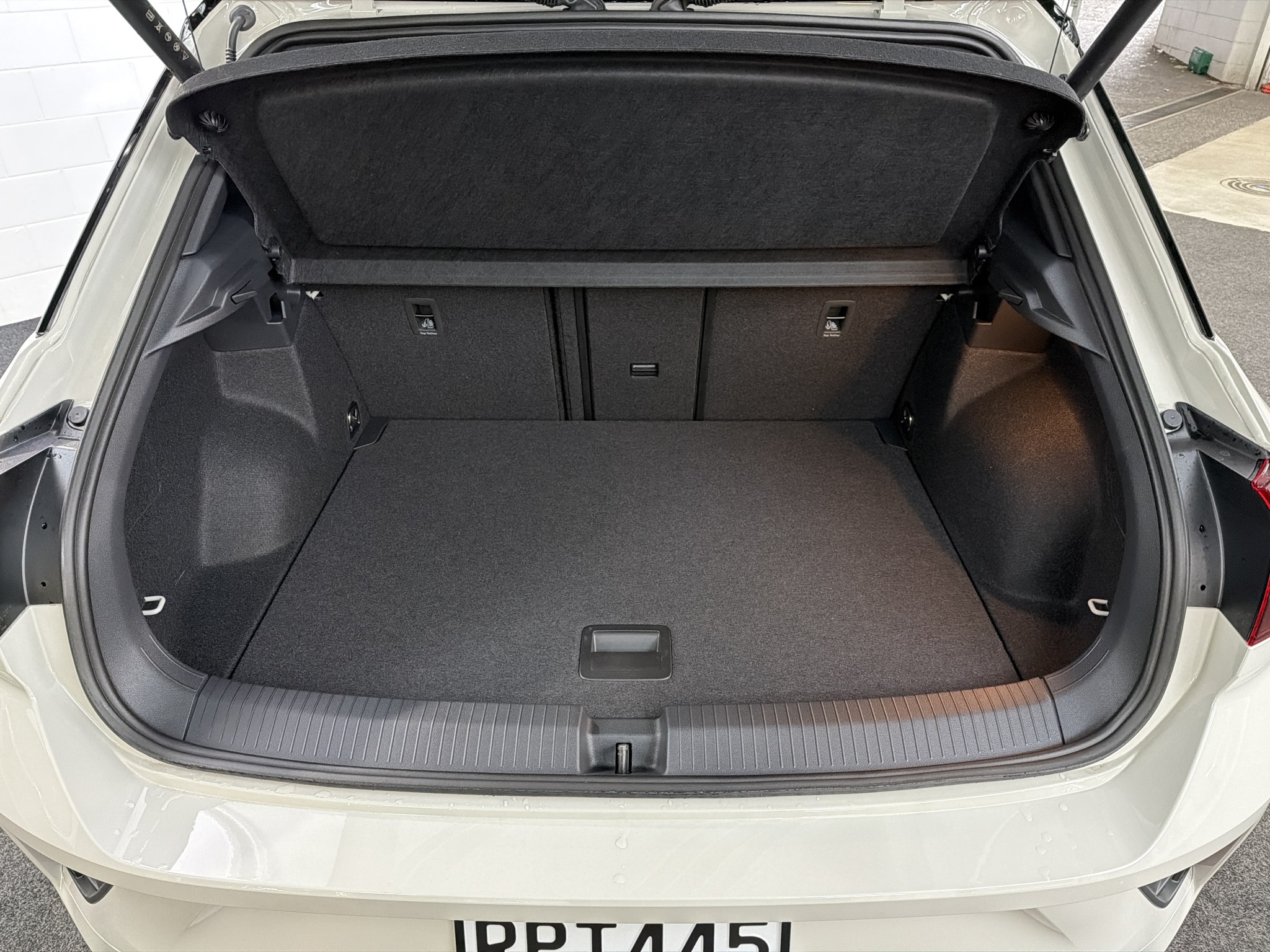 Volkswagen T-Roc PA 2WD R-LINE