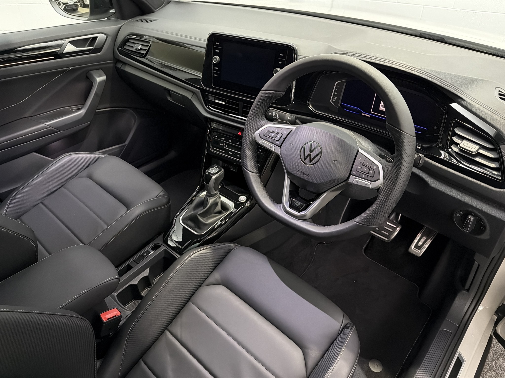 Volkswagen T-Roc PA 2WD R-LINE