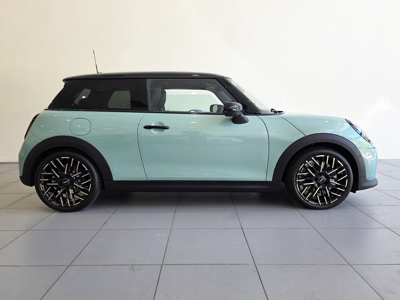 MINI Cooper C Favoured Spec 3dr