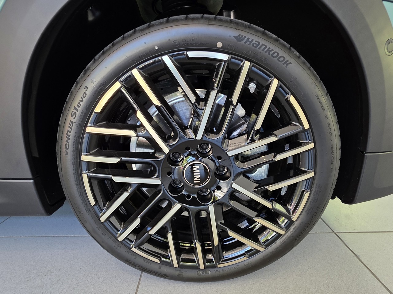 MINI Cooper C Favoured Spec 3dr