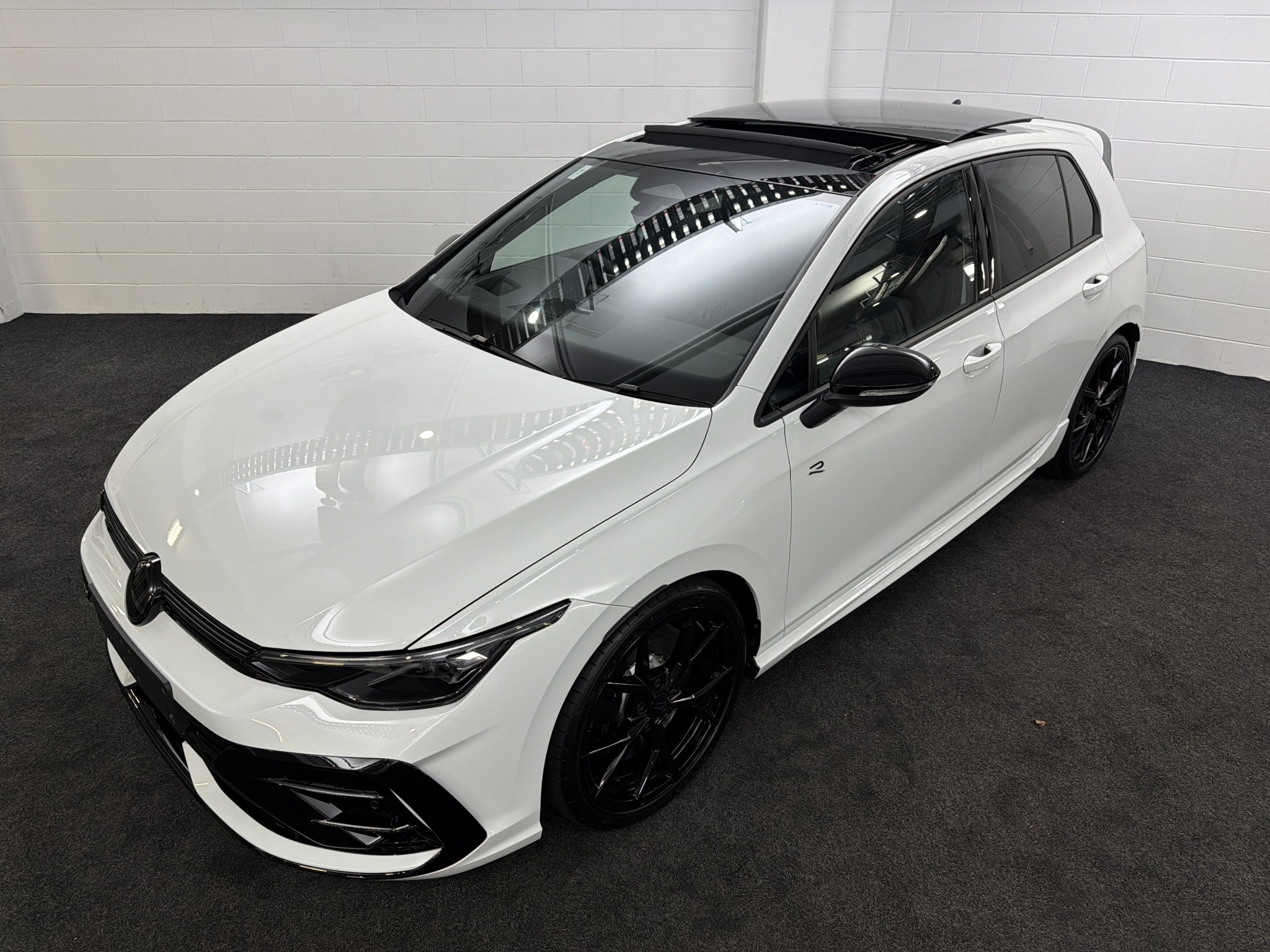 Volkswagen Golf R 8.5