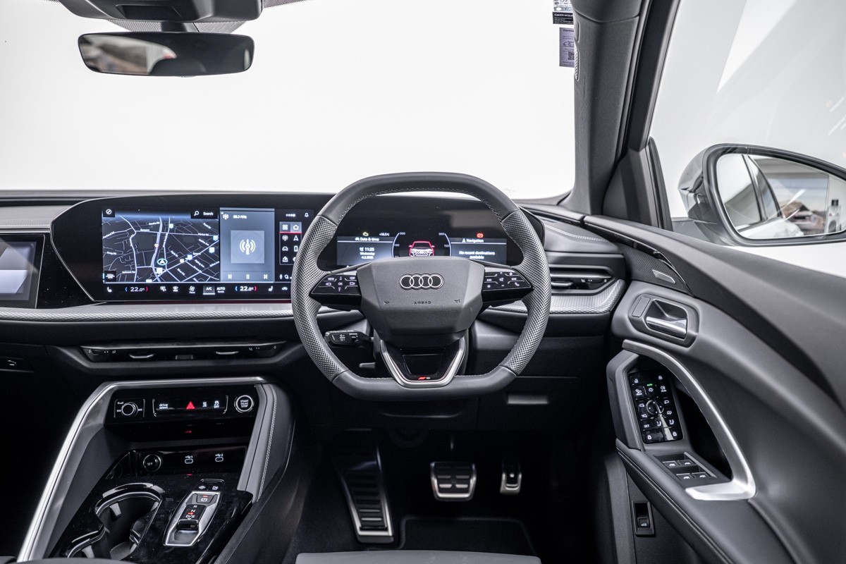 Audi Q5 SUV TFSI QUATTRO S TRONIC 150 KW