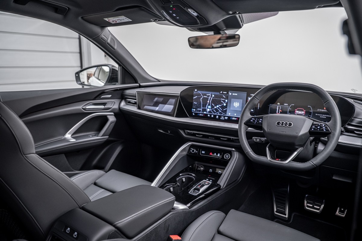 Audi Q5 SUV TFSI QUATTRO S TRONIC 150 KW