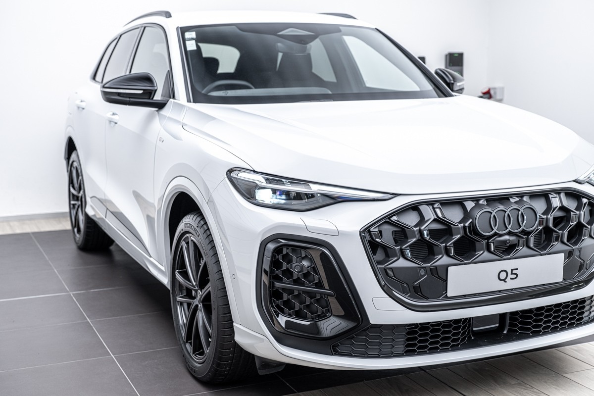 Audi Q5 SUV TFSI QUATTRO S TRONIC 150 KW