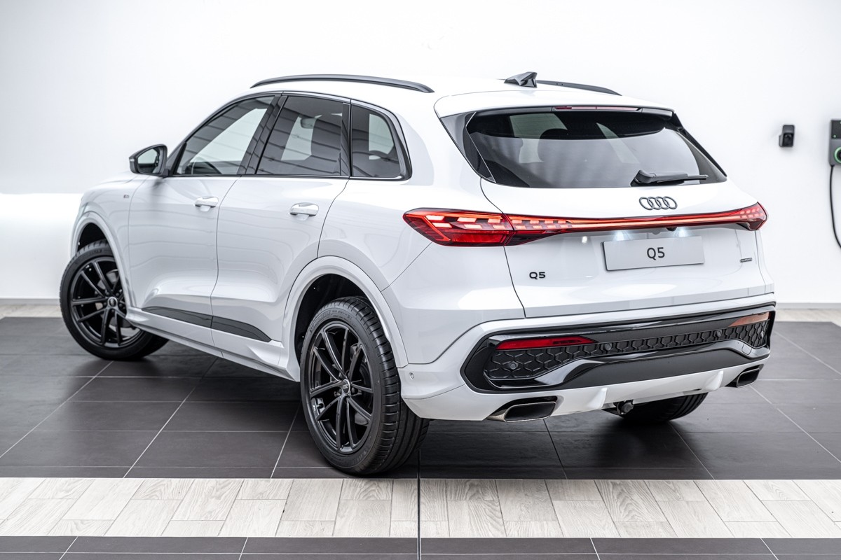 Audi Q5 SUV TFSI QUATTRO S TRONIC 150 KW