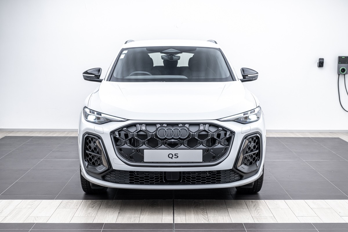 Audi Q5 SUV TFSI QUATTRO S TRONIC 150 KW