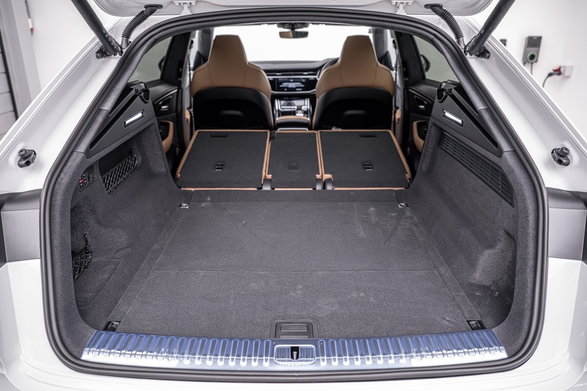 Audi RS Q8 Performance