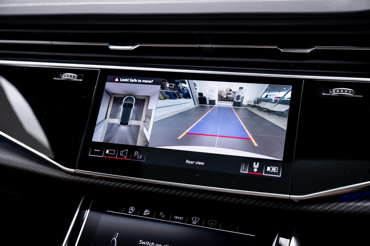 Audi RS Q8 Performance