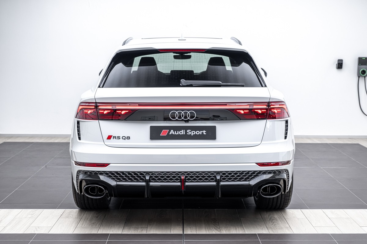 Audi RS Q8 Performance