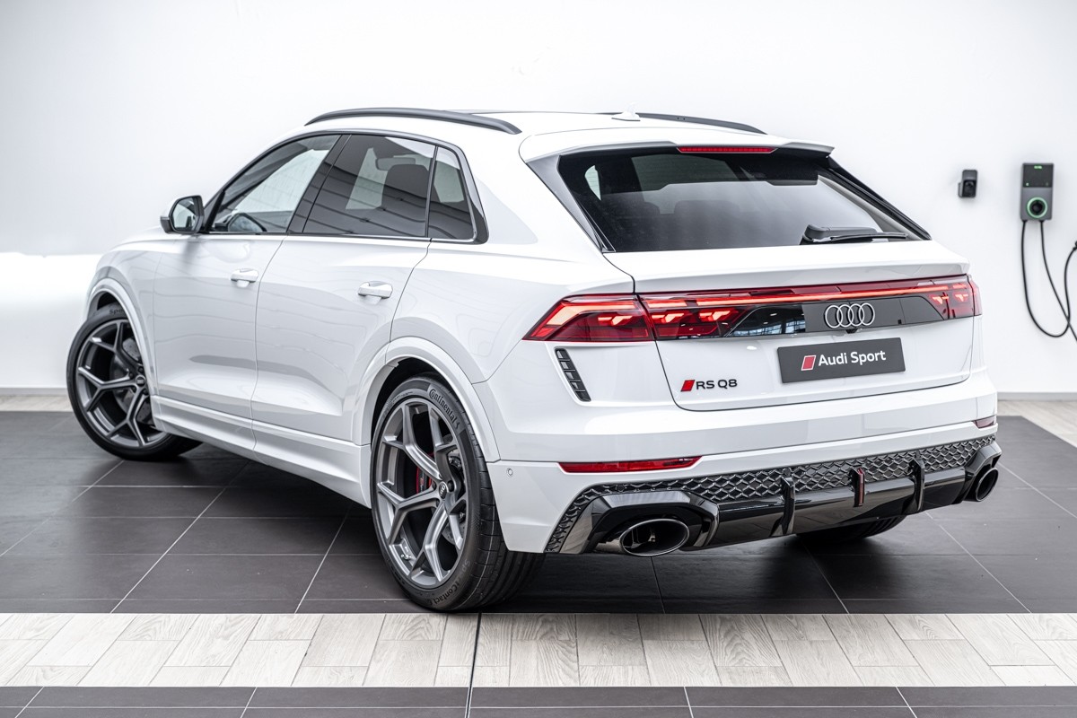 Audi RS Q8 Performance