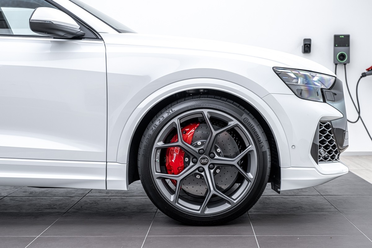 Audi RS Q8 Performance