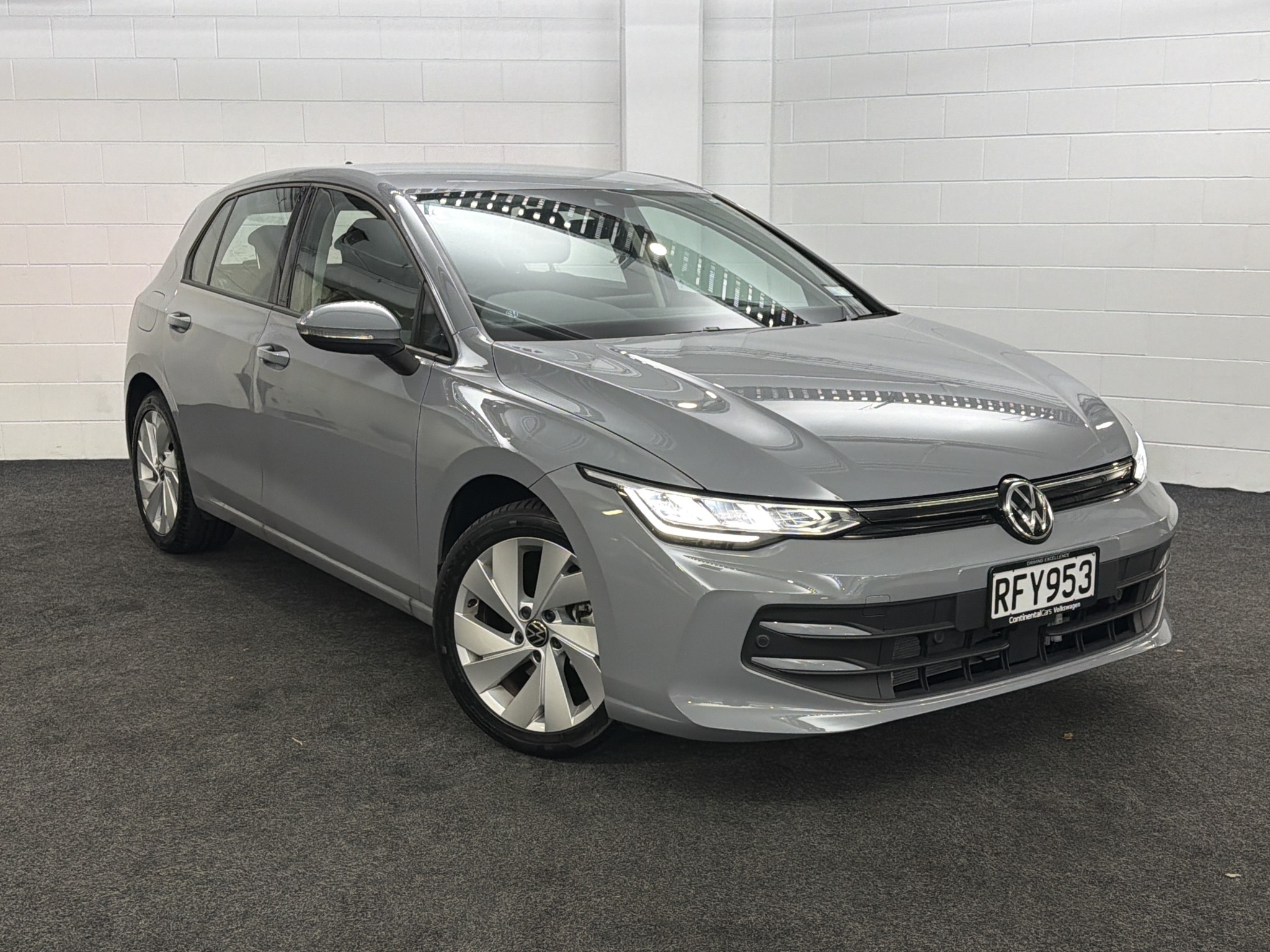 Volkswagen Golf 8.5 LIFE