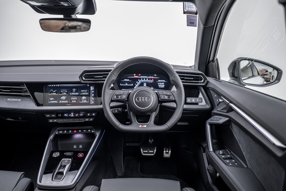 Audi S3 SPORTBACK TFSI 245KW