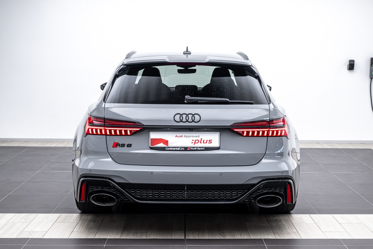 Audi RS6 AVANT PERFORMANCE