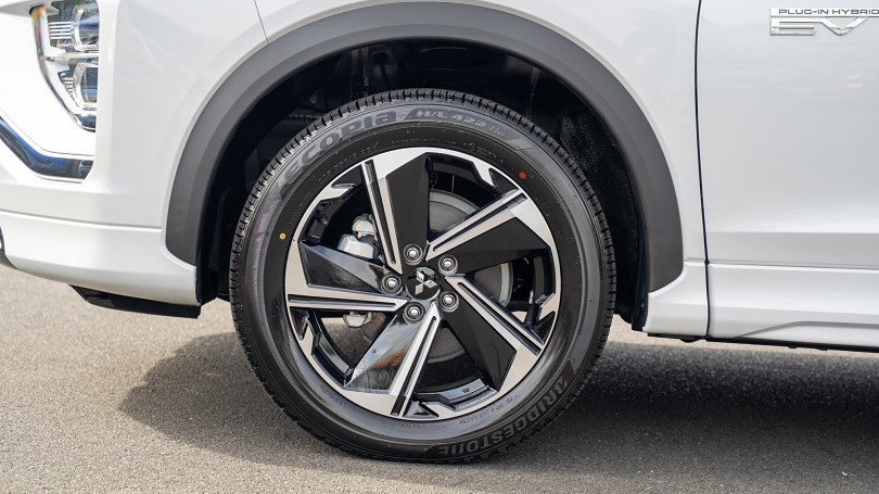 2026 Mitsubishi Eclipse Cross 6