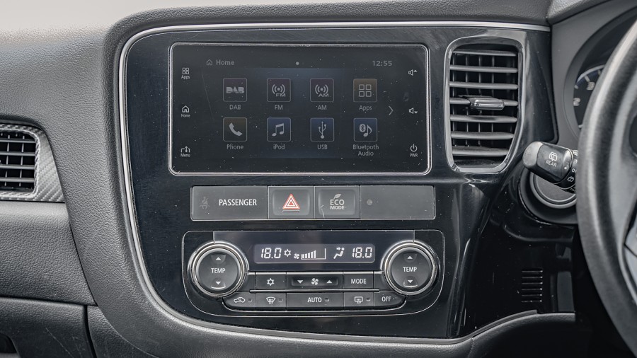 2017 Mitsubishi Outlander 15