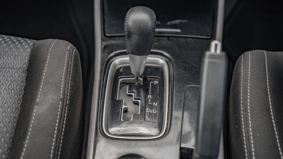 2017 Mitsubishi Outlander 16