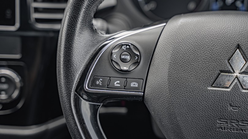 2017 Mitsubishi Outlander 13