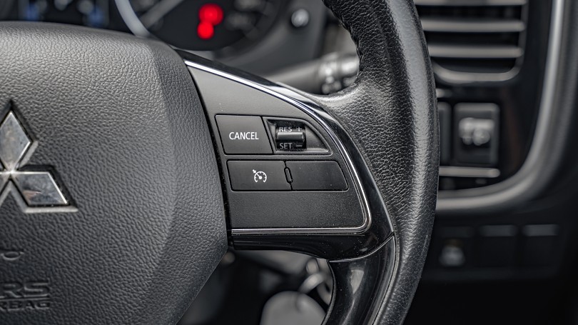 2017 Mitsubishi Outlander 14