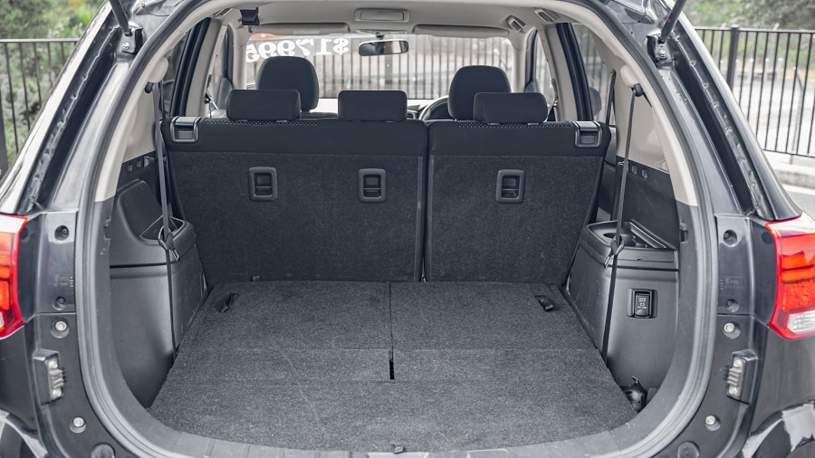 2017 Mitsubishi Outlander 19