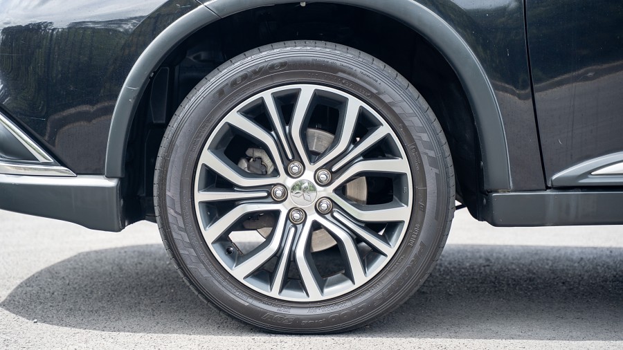 2017 Mitsubishi Outlander 6