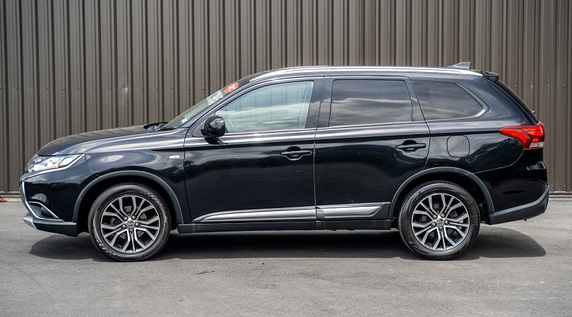 2017 Mitsubishi Outlander 5