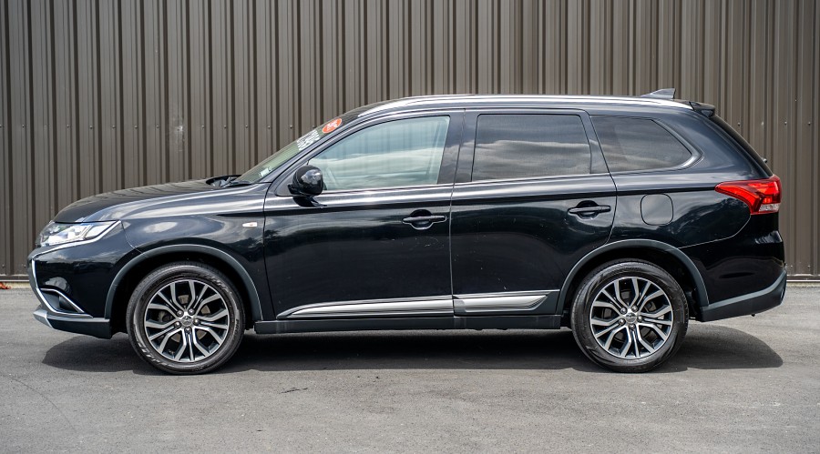 2017 Mitsubishi Outlander 5