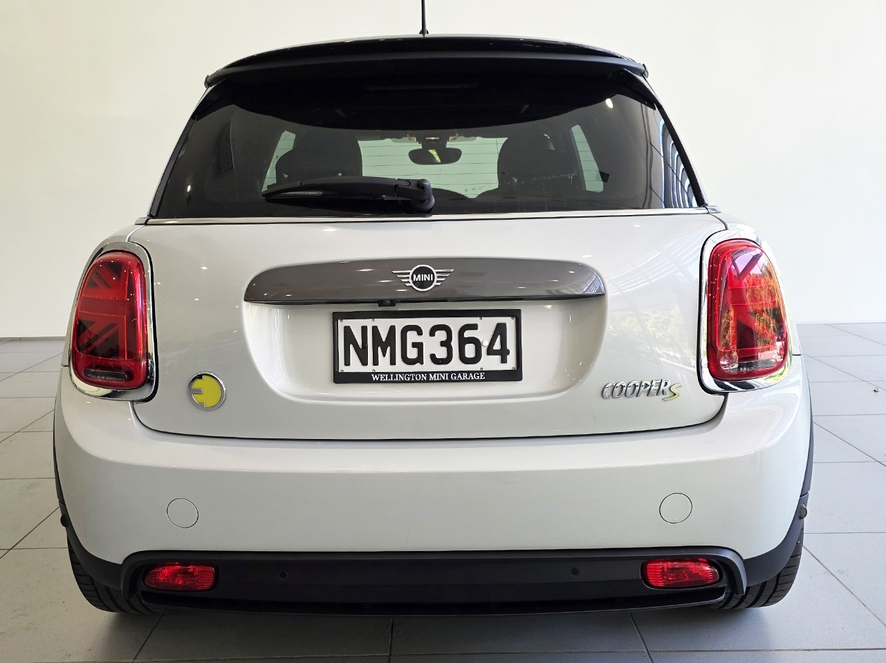 MINI Cooper SE Yours
