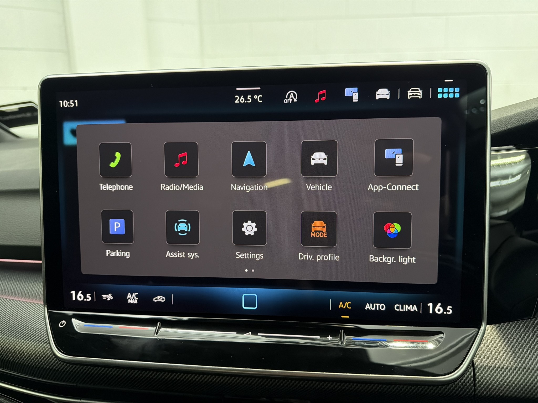 Volkswagen Golf 8.5 R-LINE