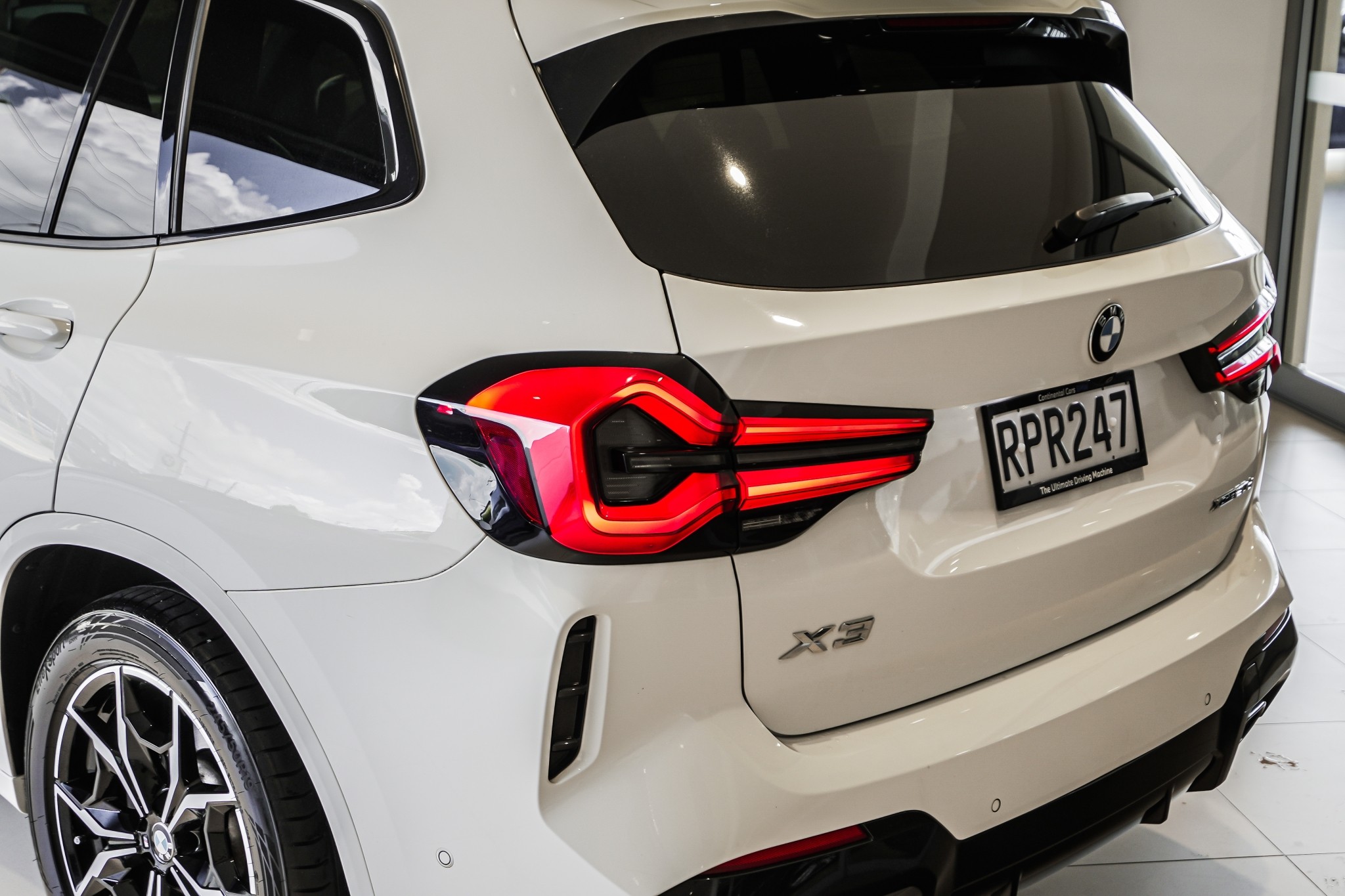 BMW X3 2.0DT/4WD/8AT