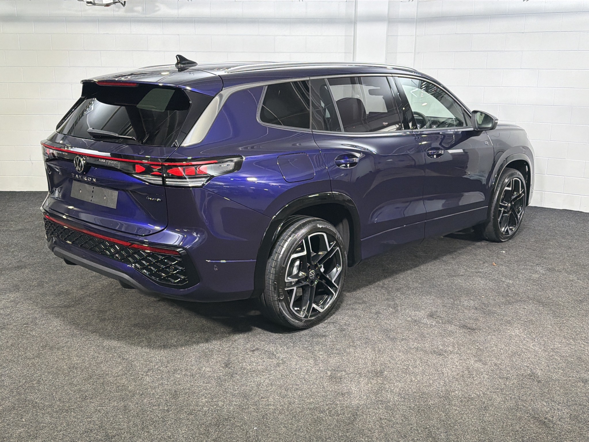 Volkswagen Tayron R-LINE AWD