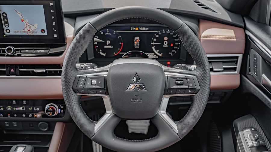 2026 Mitsubishi Outlander 11