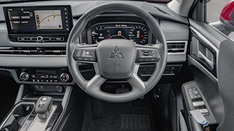 2026 Mitsubishi Outlander 10