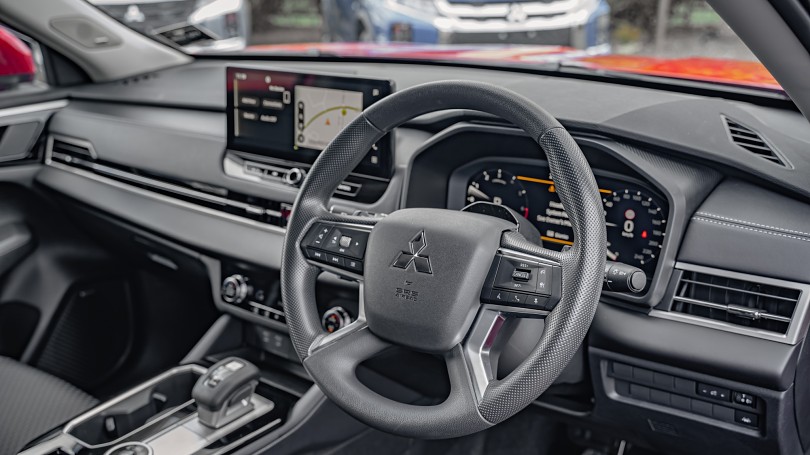 2026 Mitsubishi Outlander 9