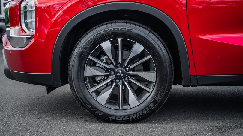 2026 Mitsubishi Outlander 6