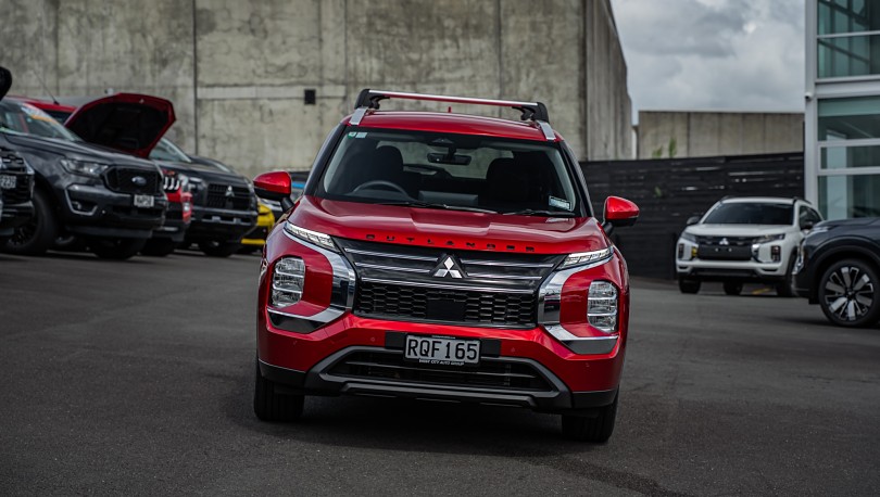 2026 Mitsubishi Outlander 3