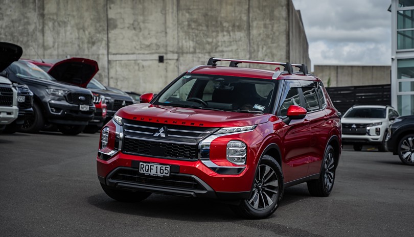 2026 Mitsubishi Outlander 1