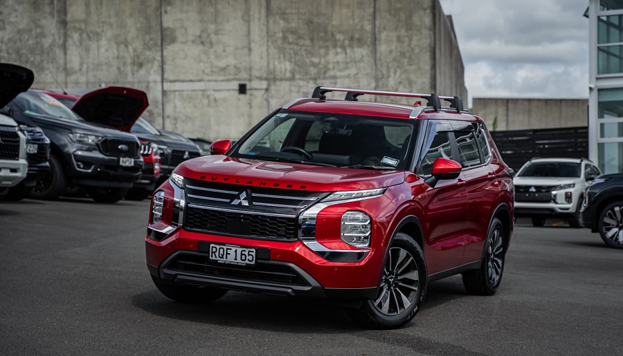 2026 Mitsubishi Outlander 1