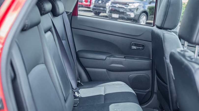 2017 Mitsubishi ASX 17