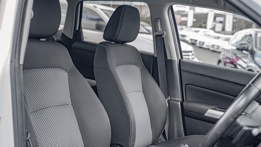 2017 Suzuki Vitara 8