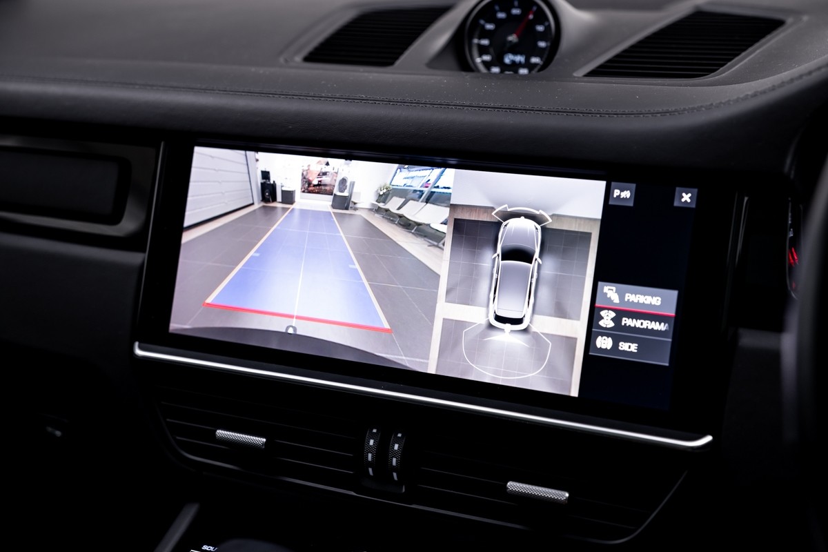 Porsche Cayenne GTS (E3)