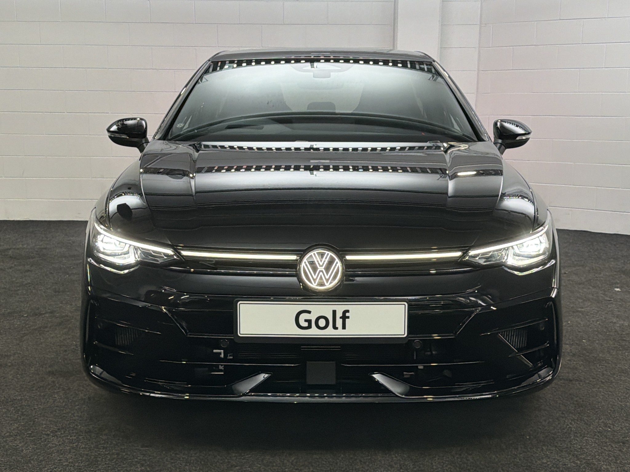 Volkswagen Golf R 8.5