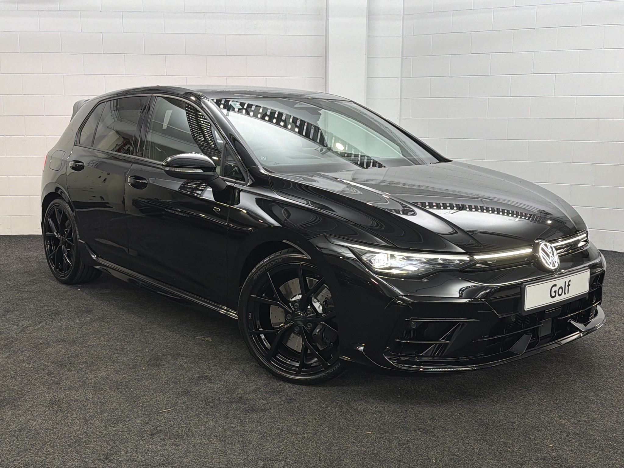 Volkswagen Golf R 8.5