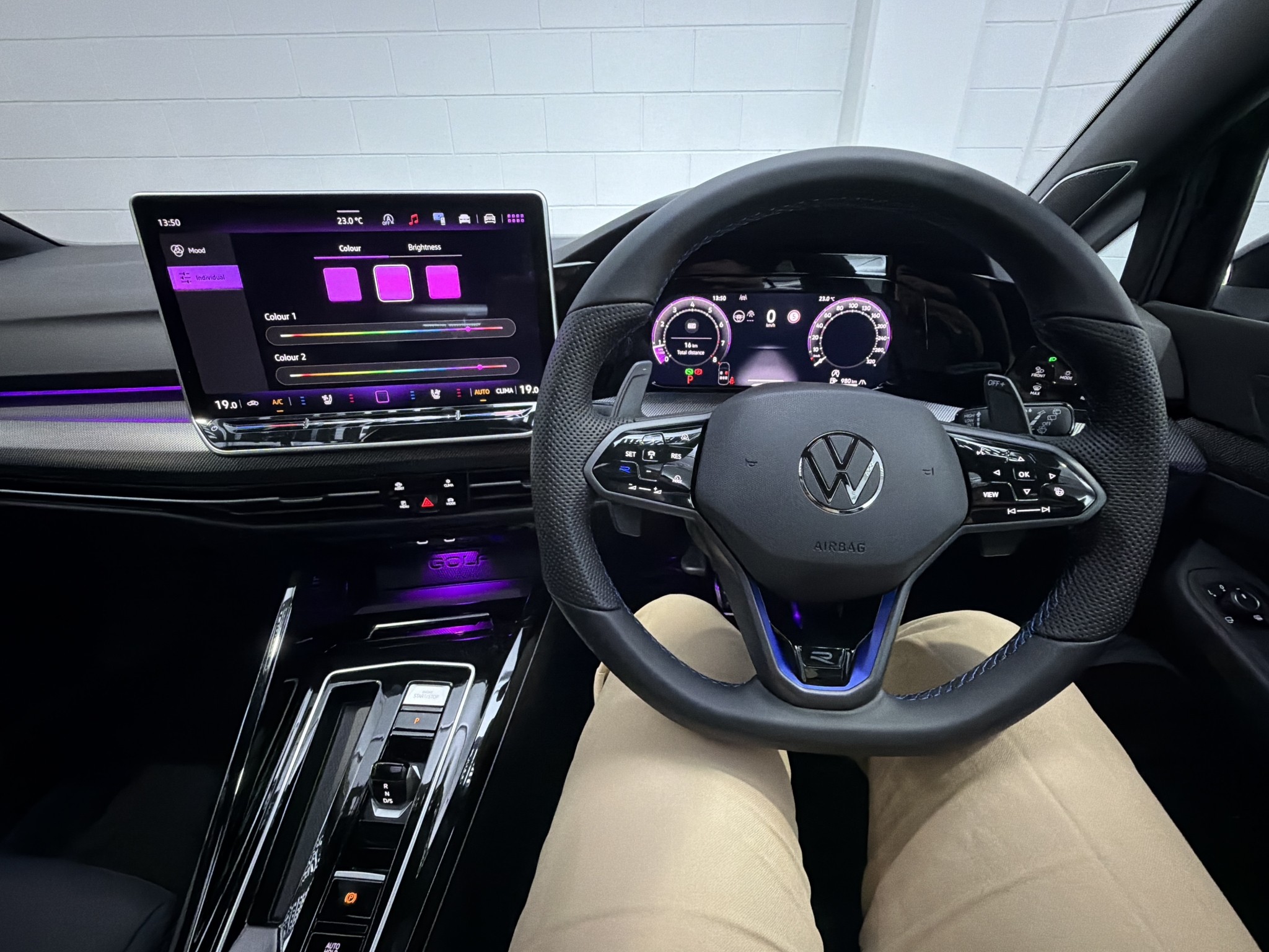 Volkswagen Golf R 8.5