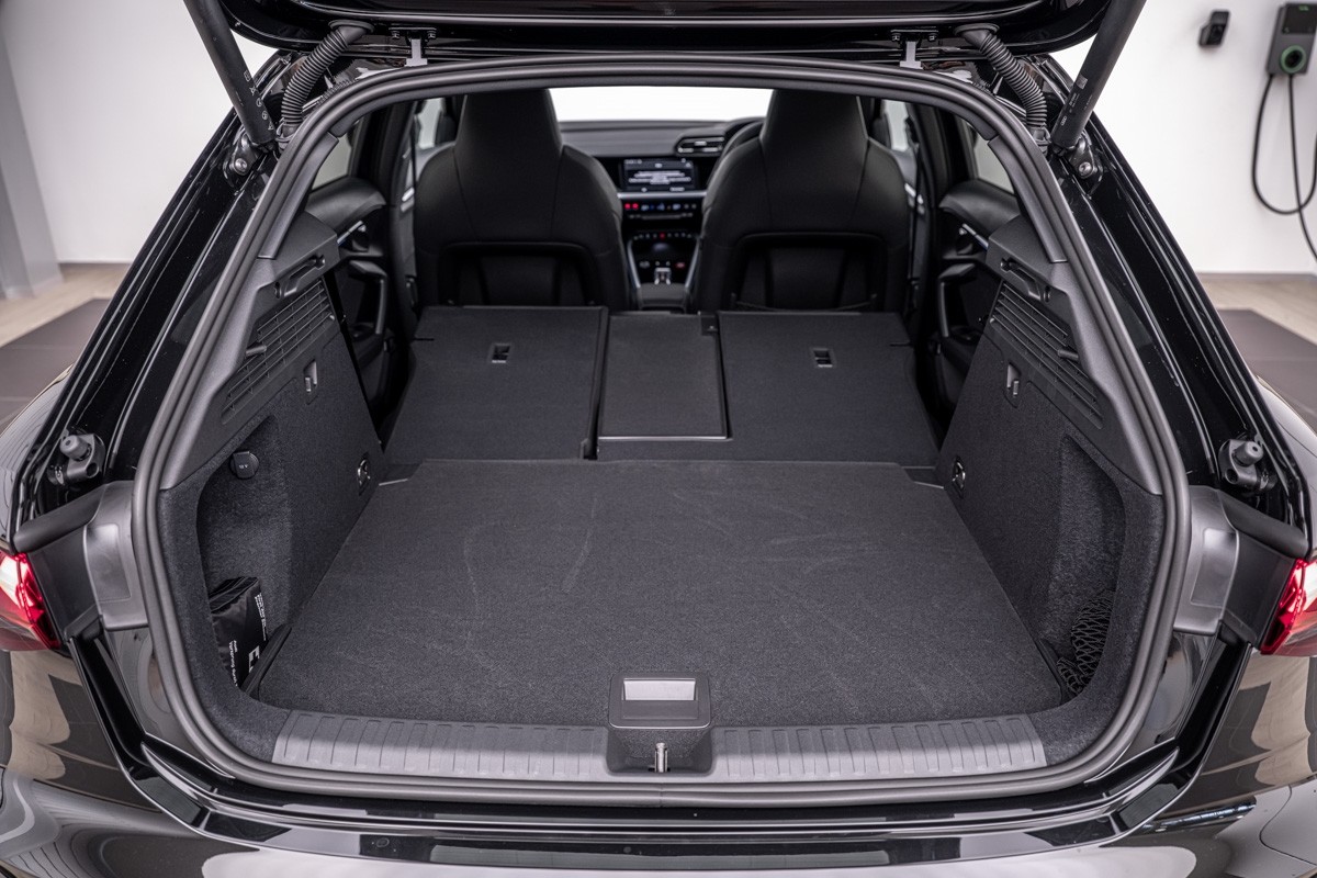 Audi S3 SPORTBACK TFSI 245 KW