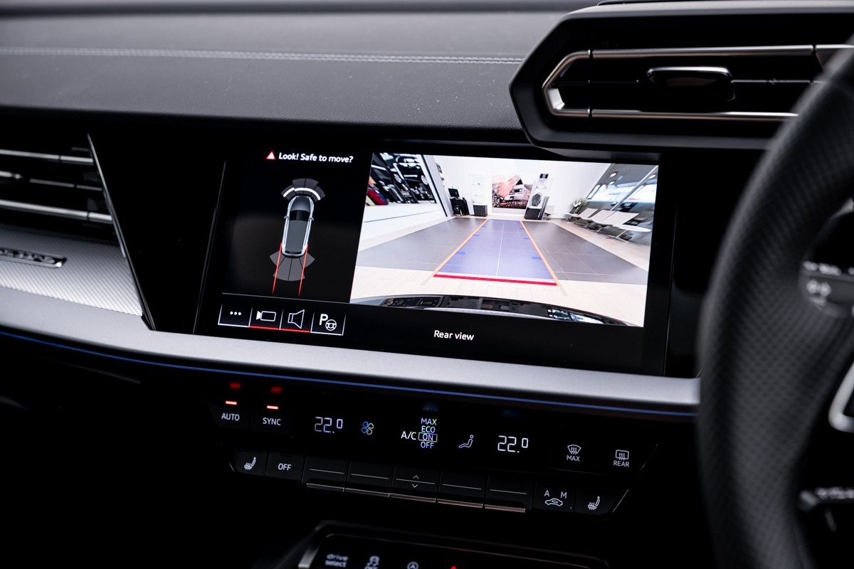 Audi S3 SPORTBACK TFSI 245 KW