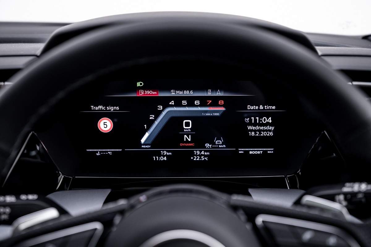 Audi S3 SPORTBACK TFSI 245 KW