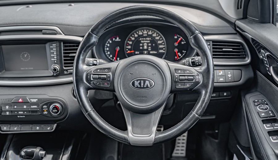 2016 Kia Sorento 11