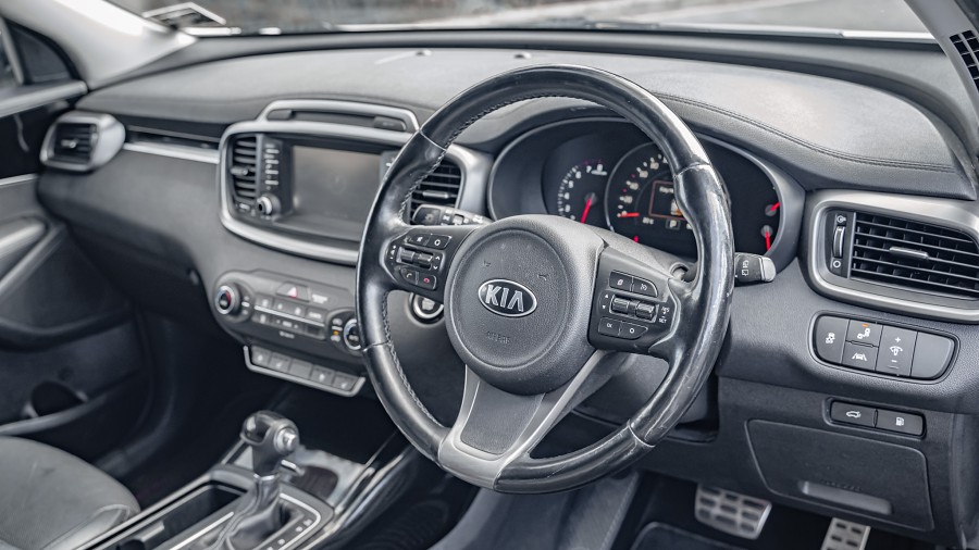 2016 Kia Sorento 9